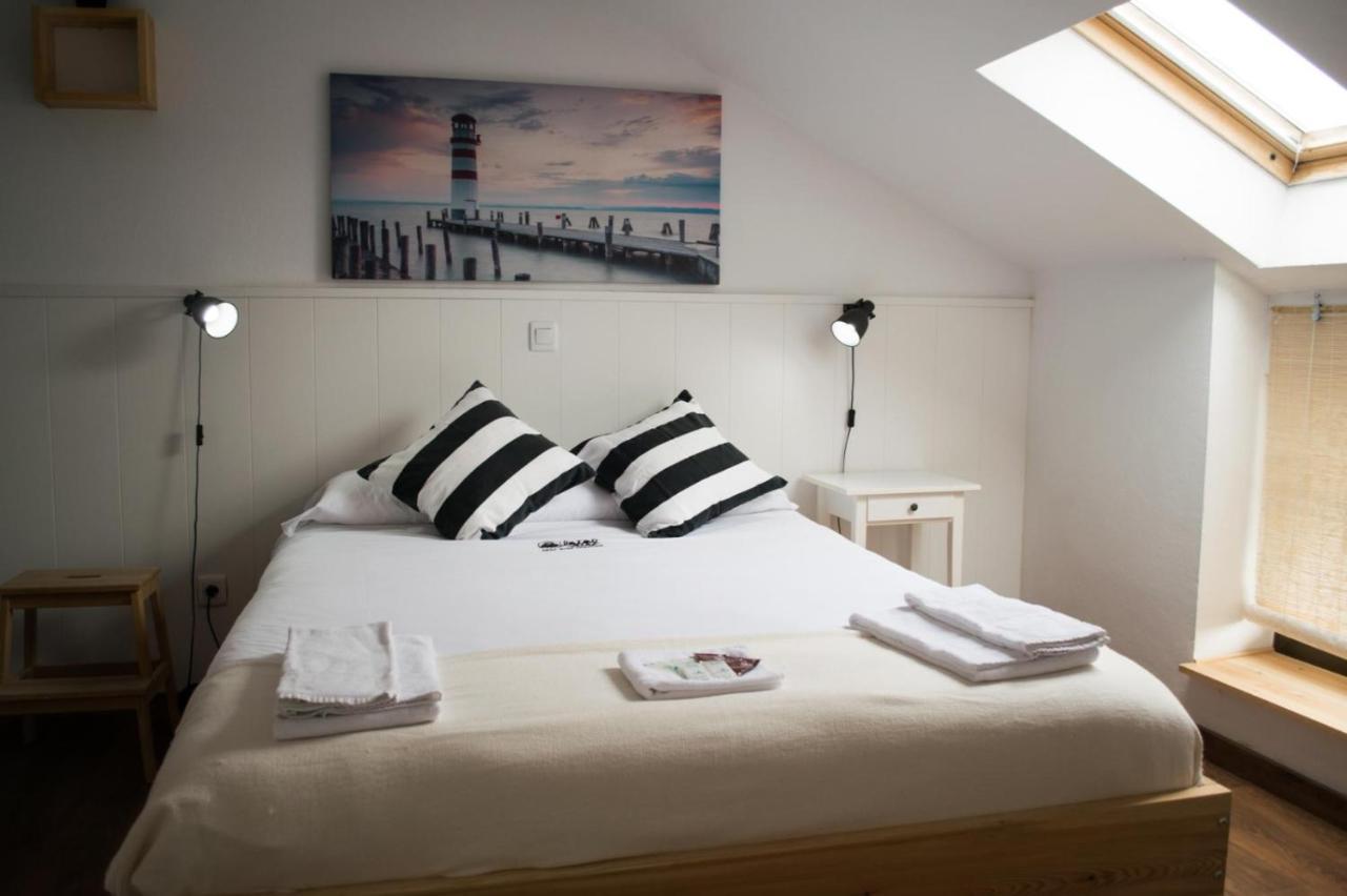Latas Surf Lodge 로레도 외부 사진