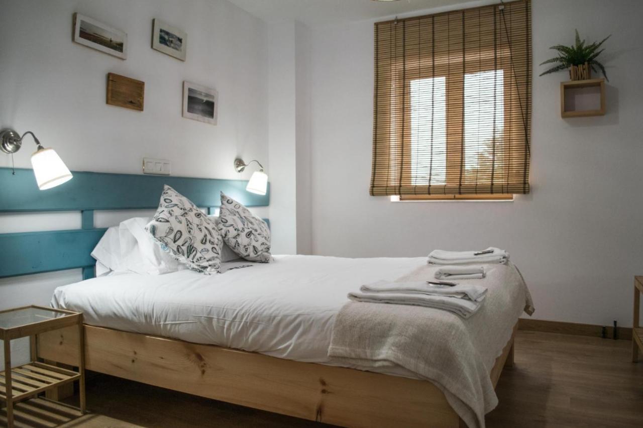 Latas Surf Lodge 로레도 외부 사진