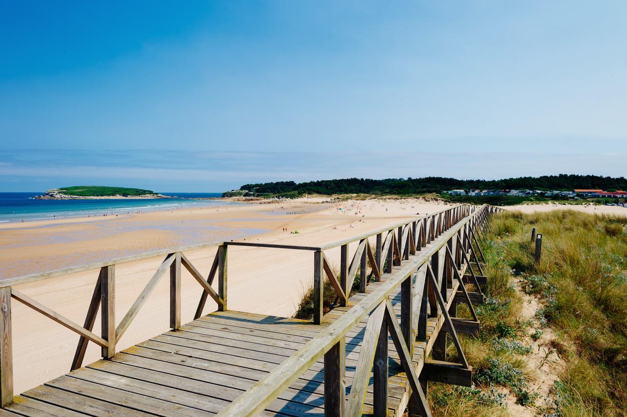 Latas Surf Lodge 로레도 외부 사진